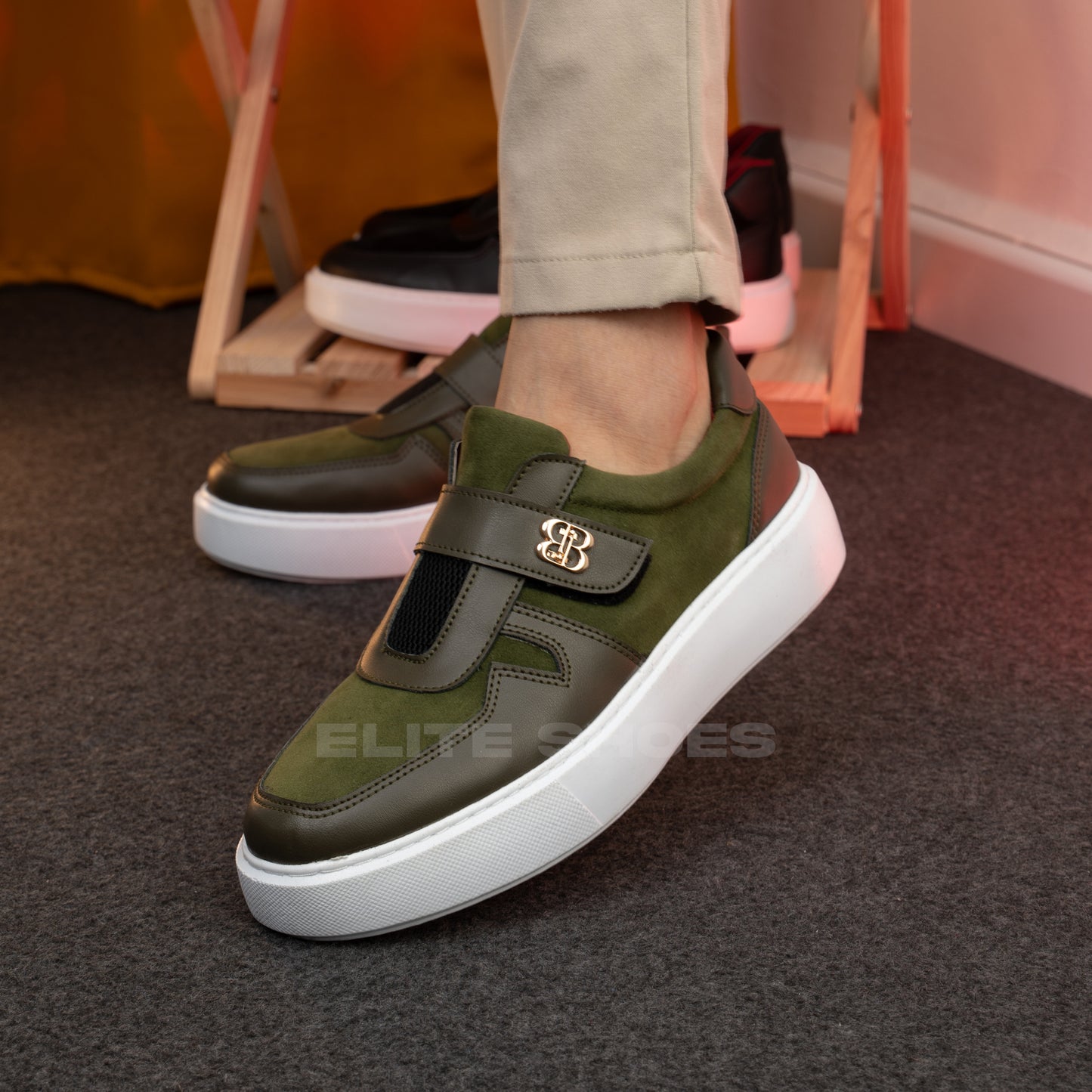 حذاء رجالي أنيق ومريح